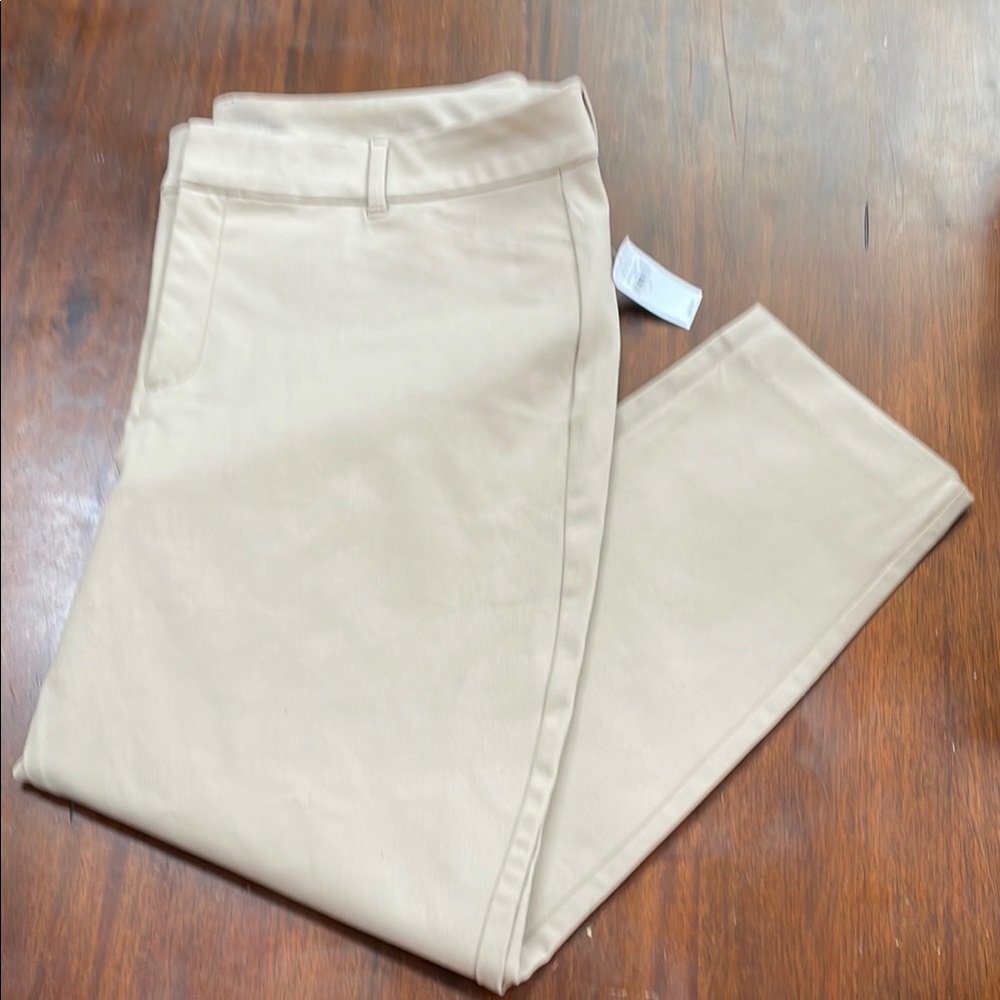 Women’s Tan Pants